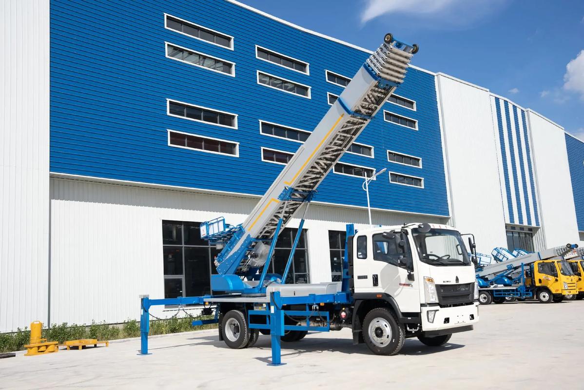 伊川小型云梯车上料车租赁多少钱