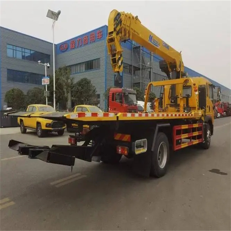 伊川附近小随车吊出租电话，轻松解决搬运烦恼