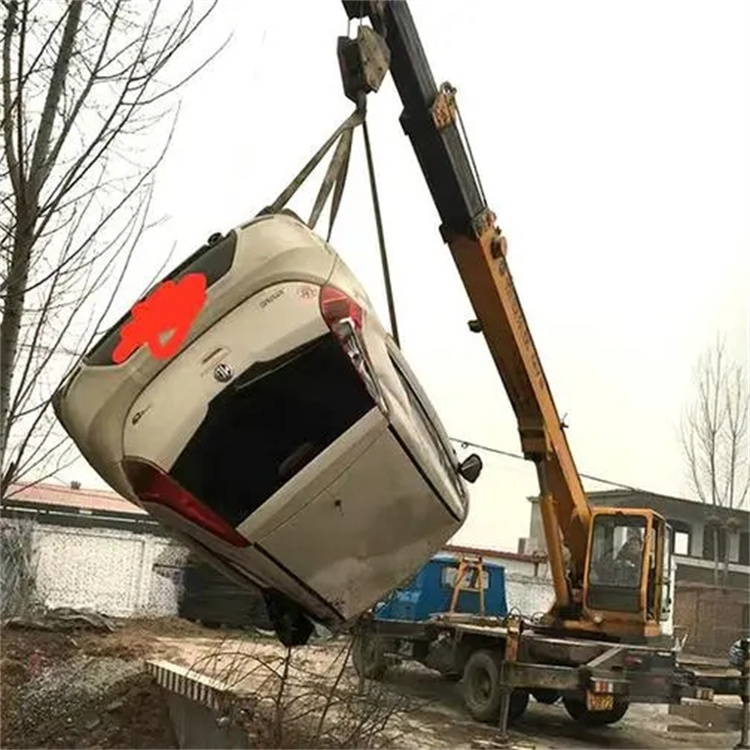 伊川随时待命，吊车24小时道路救援服务全解析