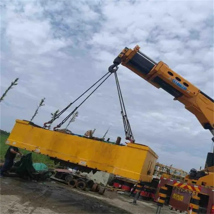 伊川随车吊吊集装箱怎么吊